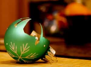 broken-ornament-by-Sally-Crossthwaite